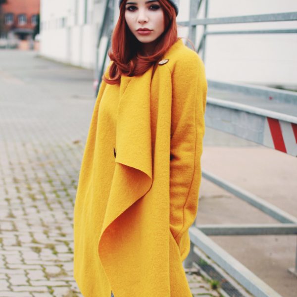 DIBA se DIVA_Wool Shape curry light